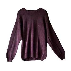 Oversize and comfy purple IZOD men’s sweater. Size Large